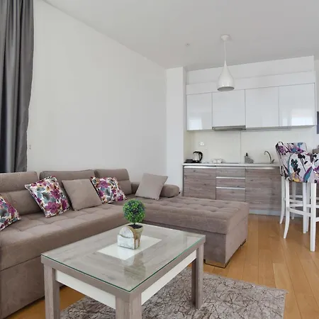 Drobnjak Center-sea View Apartment Budva